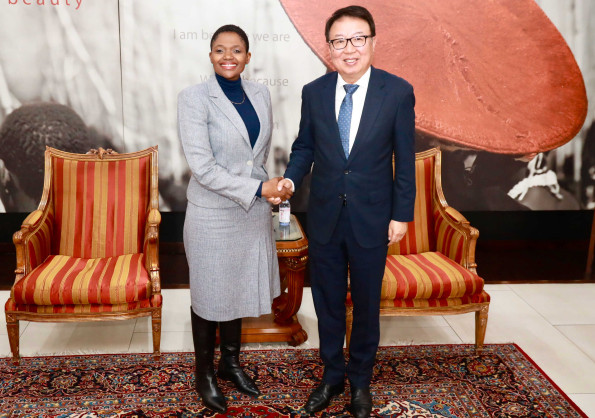 Ambassador-Designate Wu Peng Arrives in South Africa to Assume Office