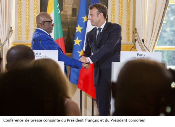 Ambassade de France à Moroni, Comores