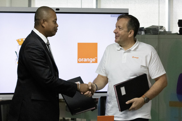 Orange Madagascar noue un partenariat avec l’Université de Fianarantsoa pour développer les compétences numériques des jeunes de la région Haute Matsiatra