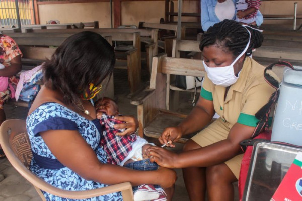 Coronavirus: Ghana’s community nurses deliver child health care amid COVID-19