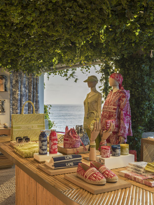 Dior has opened an exclusive pop-up store in Capri
