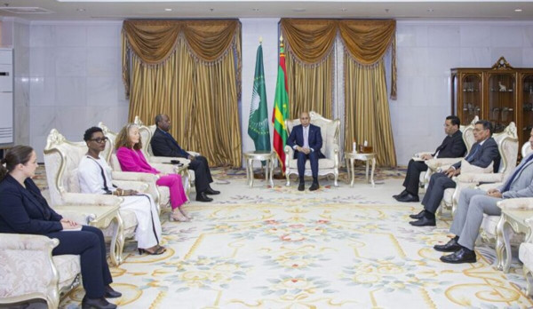 Le Représentant spécial du Secrétaire général (RSSG) Simão conclut une visite de cinq jours en Mauritanie, souligne l’importance d’une élection présidentielle pacifique et inclusive pour renforcer la bonne gouvernance et la paix