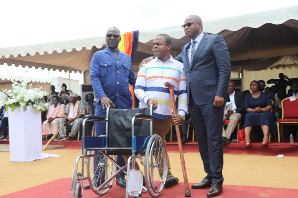30eme Édition de la Journée Internationale des Personnes Handicapées (JIPH) : Plus de 3 700 Matériels Orthopédiques Remis a des Milliers de Bénéficiaires
