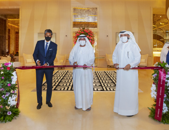 St. Regis Hotels & Resorts Makes Glamorous Debut on Dubai's Iconic Palm Jumeirah Island