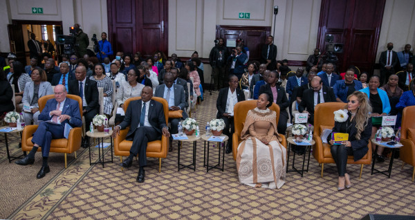 Merck Foundation Chairperson &  Chief Executive Officer (CEO) meet Botswana President and First Lady to acknowledge their Alumni and Award winners