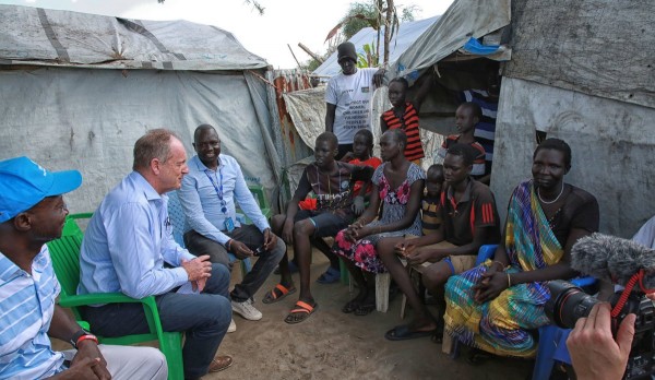 Floods and Uncertainty About Peace Restrict the Return of Displaced Families in Bor